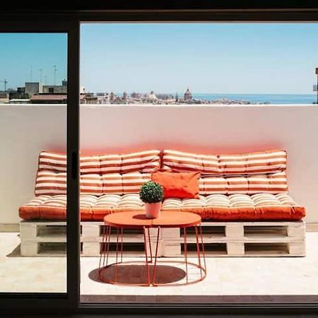 Apartamento Attico In Pieno Centro Storico Di CTA Exterior foto