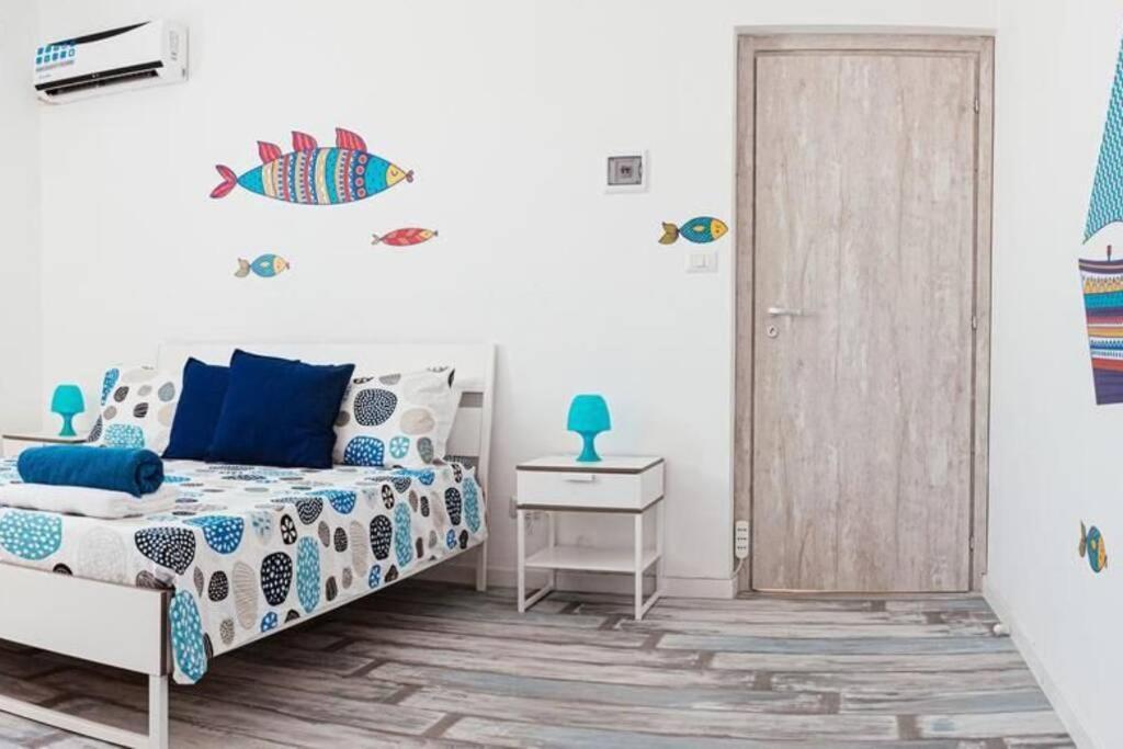 Apartamento Attico In Pieno Centro Storico Di CTA Exterior foto